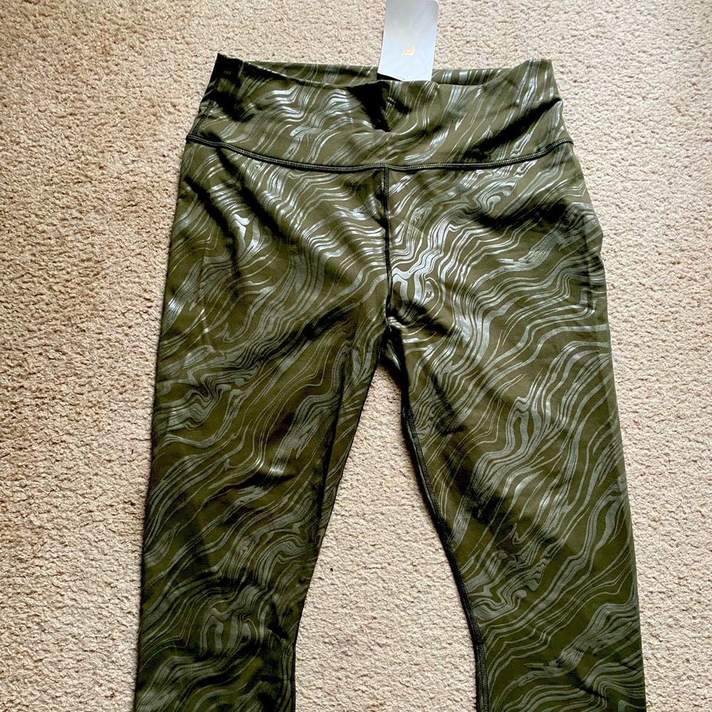 XL Fabletics Leggings- dark green with silver